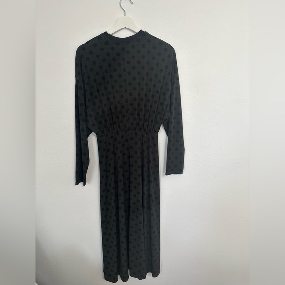 Zara olive green maxi dress with black polka dots. Long sleeve, size small - Picture 2 of 2